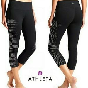 Athleta Gel Chaturanga Crop